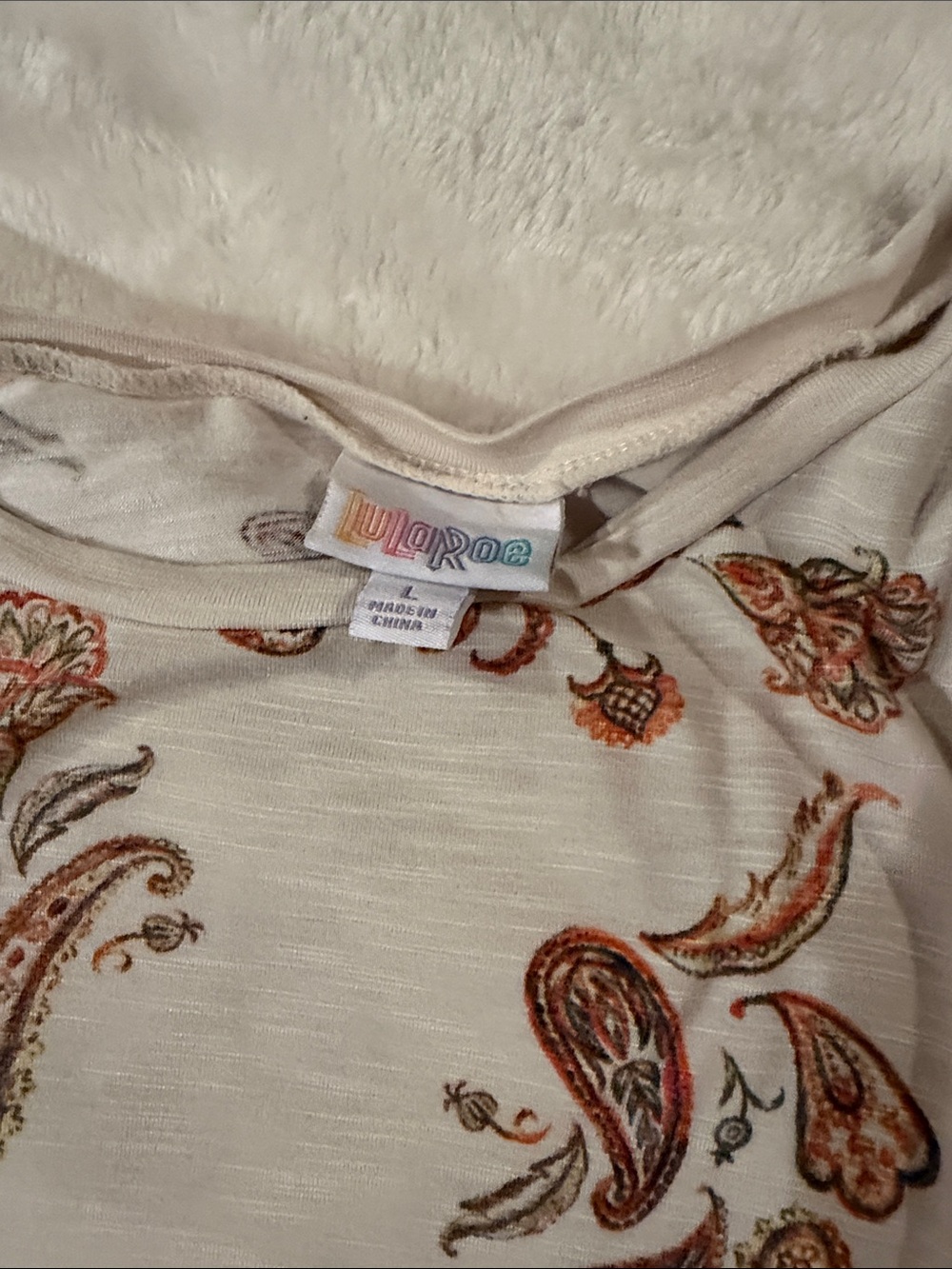 LuLaRoe Cream Paisley Crewneck Sweater Top